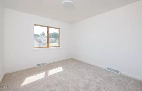 3012 Cody Dr, Bismarck, ND 58503 photo 15