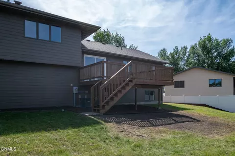 3012 Cody Dr, Bismarck, ND 58503 photo 22