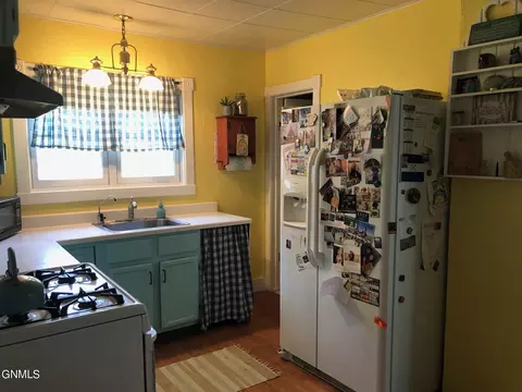 601 2nd Ave W, Mclaughlin, SD 57642 photo 6