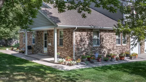 108 Riverside Park Rd, Bismarck, ND 58504
