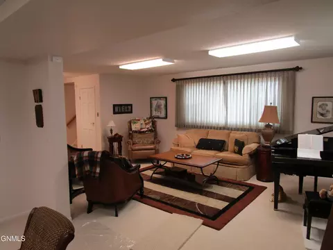 Living - 310 3rd Ave NE, Elgin, ND 58533 photo 4 of 4