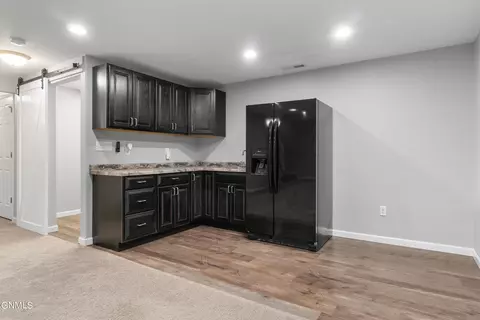 6180 Edgerly Ln, Lincoln, ND 58504 photo 17
