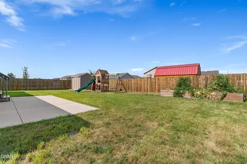 6180 Edgerly Ln, Lincoln, ND 58504 photo 24