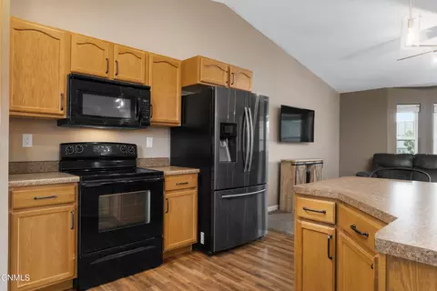 6180 Edgerly Ln, Lincoln, ND 58504 photo 6