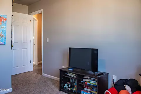 305 Cobblestone Loop SW, Mandan, ND 58554 photo 41