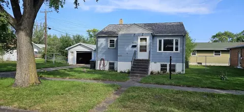 1416 F Ave E, Bismarck, ND 58501 photo 24