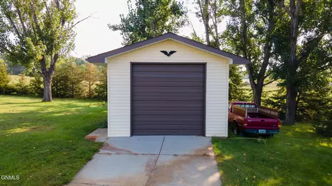 4605 E Roundup Rd, Bismarck, ND 58503 photo 57