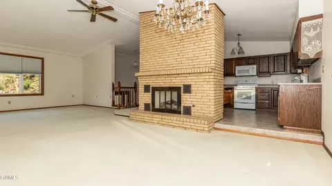 4605 E Roundup Rd, Bismarck, ND 58503 photo 7
