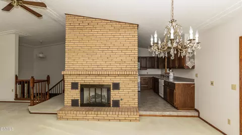 4605 E Roundup Rd, Bismarck, ND 58503 photo 6