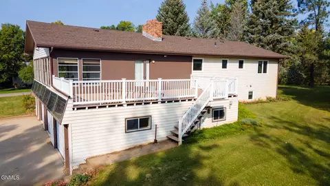 4605 E Roundup Rd, Bismarck, ND 58503 photo 4