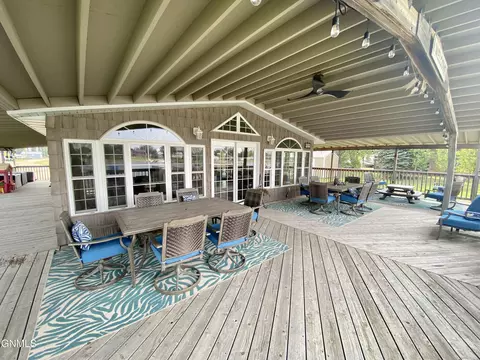 124 Blacktail Dr, Williston, ND 58801 photo 3