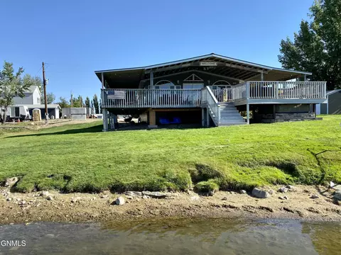 124 Blacktail Dr, Williston, ND 58801 photo 23