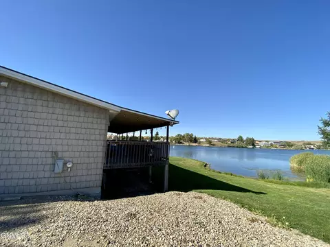 124 Blacktail Dr, Williston, ND 58801 photo 26