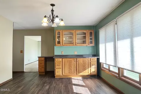 1225 Park Pl, Williston, ND 58801 photo 13