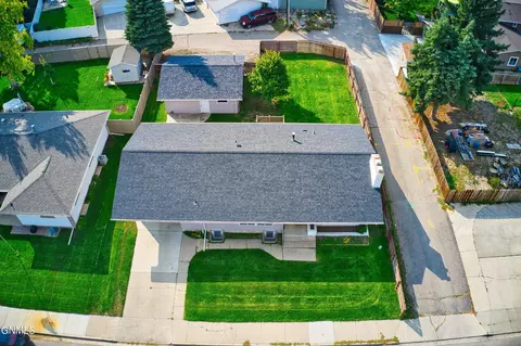1225 Park Pl, Williston, ND 58801 photo 3