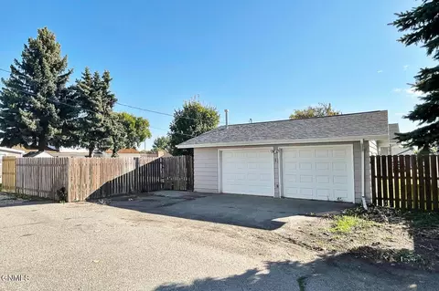 1225 Park Pl, Williston, ND 58801 photo 40