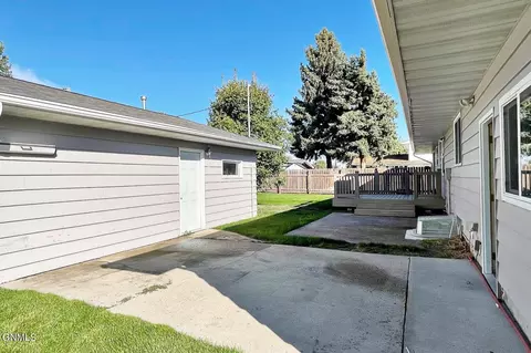 1225 Park Pl, Williston, ND 58801 photo 44
