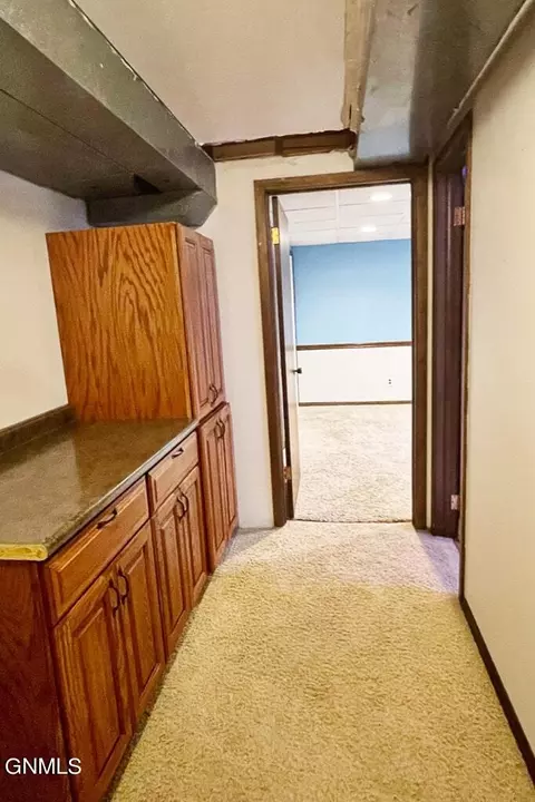 1225 Park Pl, Williston, ND 58801 photo 36
