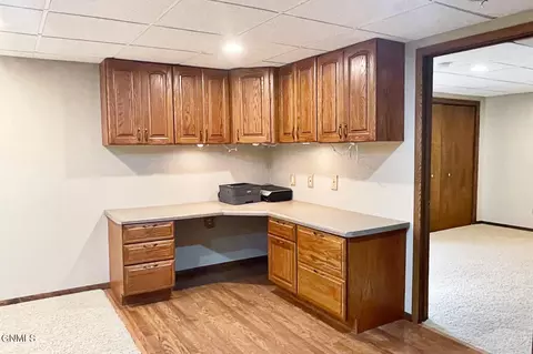 1225 Park Pl, Williston, ND 58801 photo 24