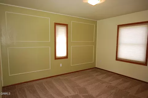 424 7th Ave SE, Sidney, MT 59270 photo 16