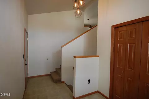 424 7th Ave SE, Sidney, MT 59270 photo 5