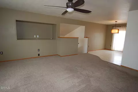 424 7th Ave SE, Sidney, MT 59270 photo 6