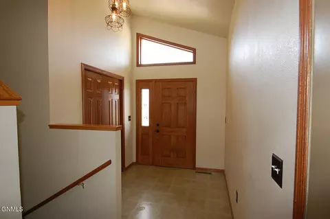 424 7th Ave SE, Sidney, MT 59270 photo 4