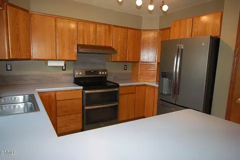 424 7th Ave SE, Sidney, MT 59270 photo 12