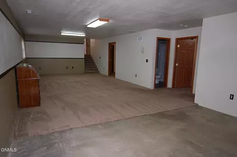 424 7th Ave SE, Sidney, MT 59270 photo 22