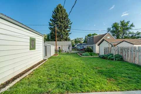 1516 E Avenue Ave E, Bismarck, ND 58501 photo 39