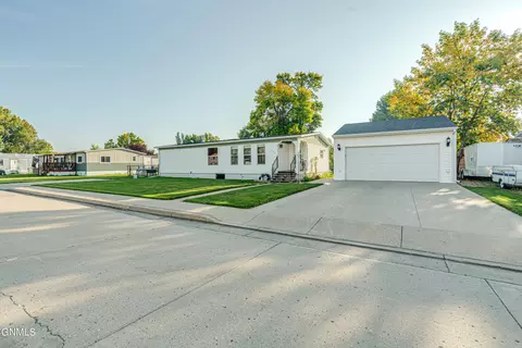 137 New Jersey St, Bismarck, ND 58504