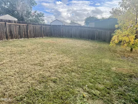 1802 32nd St W, Williston, ND 58801 photo 20