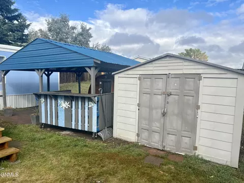 1802 32nd St W, Williston, ND 58801 photo 24