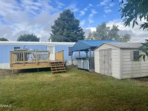 1802 32nd St W, Williston, ND 58801 photo 16