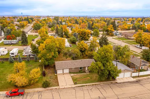 9 7th Ave SE, Stanley, ND 58784 photo 4