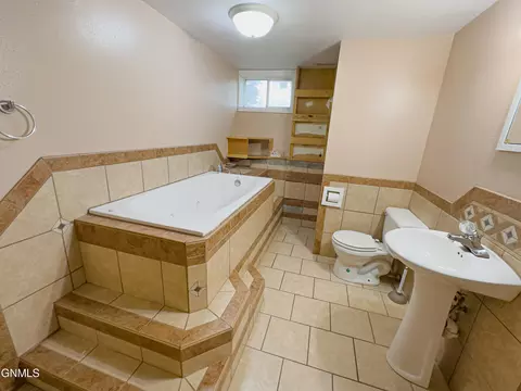 9 7th Ave SE, Stanley, ND 58784 photo 31