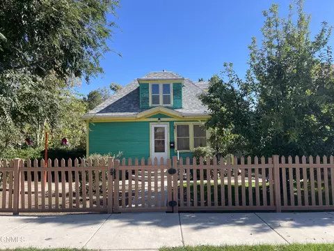 914 7th Ave W, Williston, ND 58801