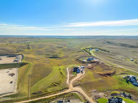 View/Area - 5378 53v Loop, Williston, ND 58801 photo 4 of 7