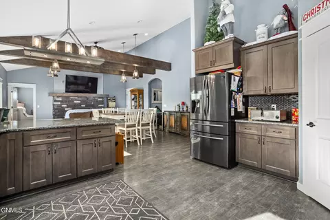 Kitchen - 5378 53v Loop, Williston, ND 58801 photo 4 of 4