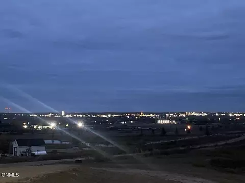 View/Area - 5378 53v Loop, Williston, ND 58801 photo 7 of 7