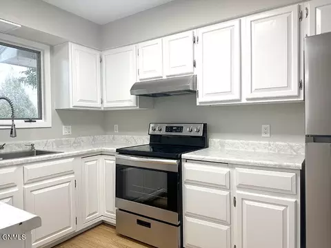 618 11th St E, Williston, ND 58801 photo 9