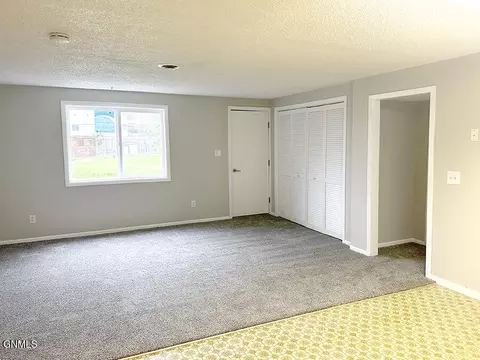 618 11th St E, Williston, ND 58801 photo 23