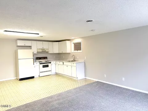 618 11th St E, Williston, ND 58801 photo 21