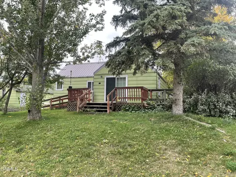 102 Rowan Ave E, Goodrich, ND 58444