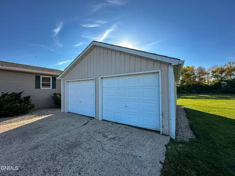 30250 370th Ave NE, Wing, ND 58494 photo 18