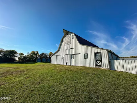 30250 370th Ave NE, Wing, ND 58494 photo 13