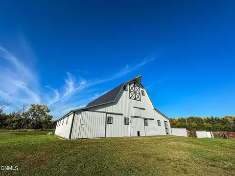 30250 370th Ave NE, Wing, ND 58494 photo 15