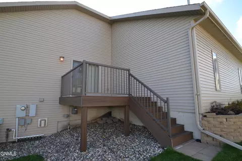 3219 Clairmont Rd, Bismarck, ND 58503 photo 46