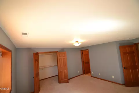3219 Clairmont Rd, Bismarck, ND 58503 photo 41