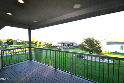 3219 Clairmont Rd, Bismarck, ND 58503 photo 14